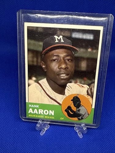 1963 Topps Hank Aaron #390